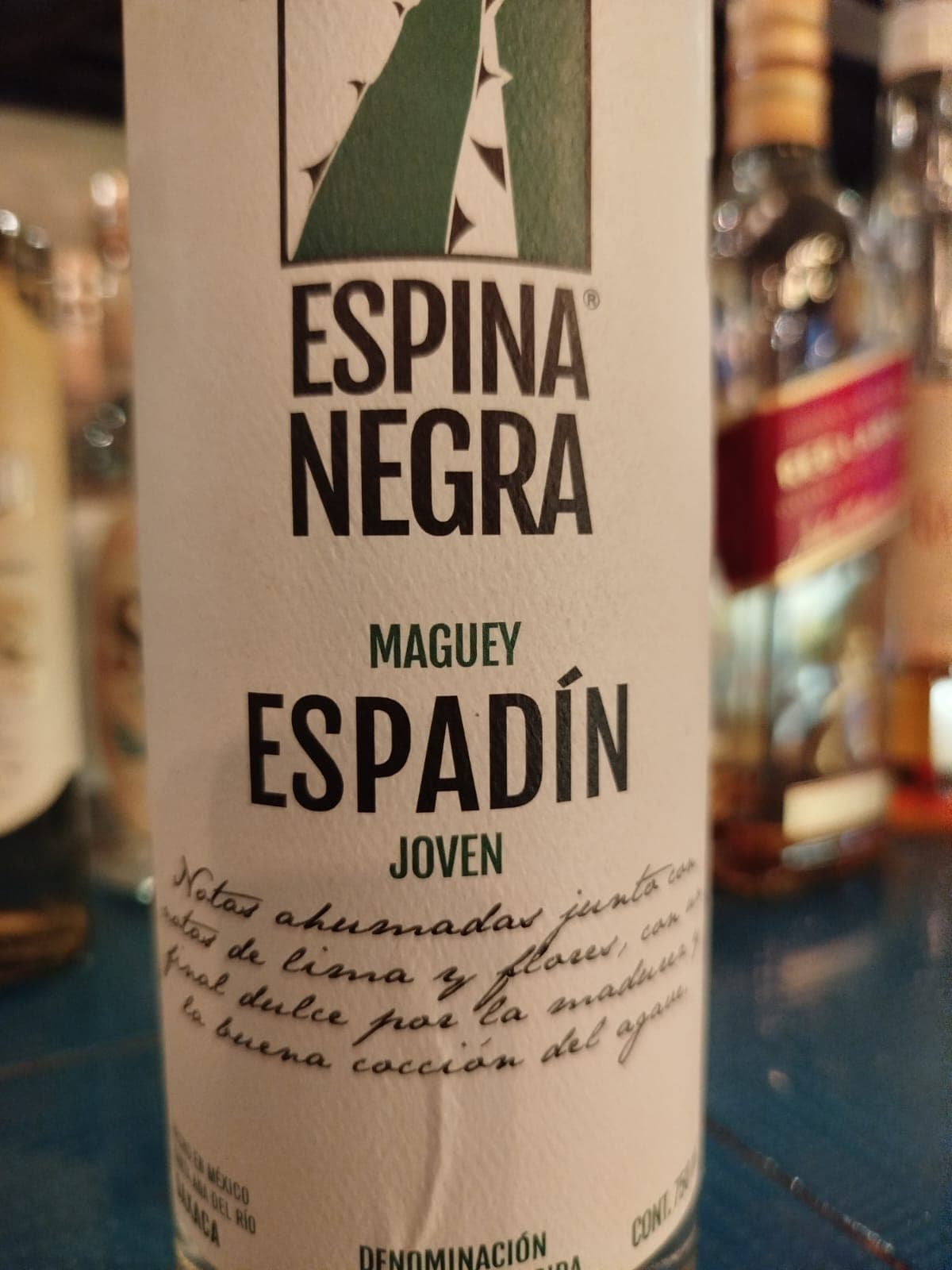 Botella Espina Negra